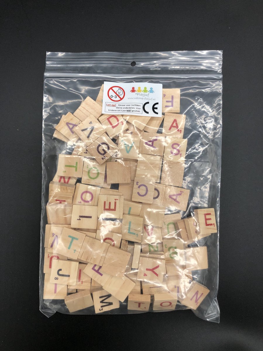 Scrabble letters (complete set)
