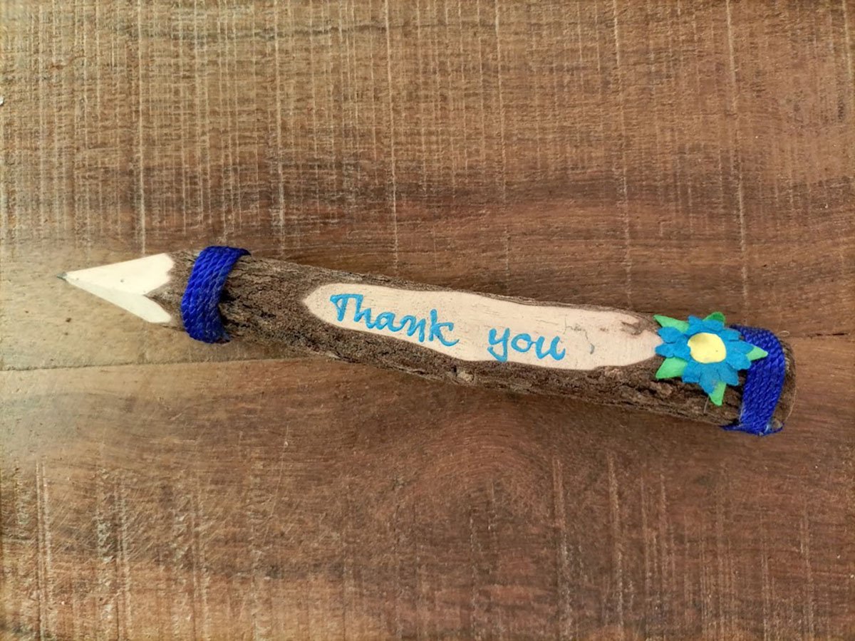 Floz Design juffencadeau - bedankje juf of meester - afscheid juf of meester - potlood met tekst thank you - fairtrade