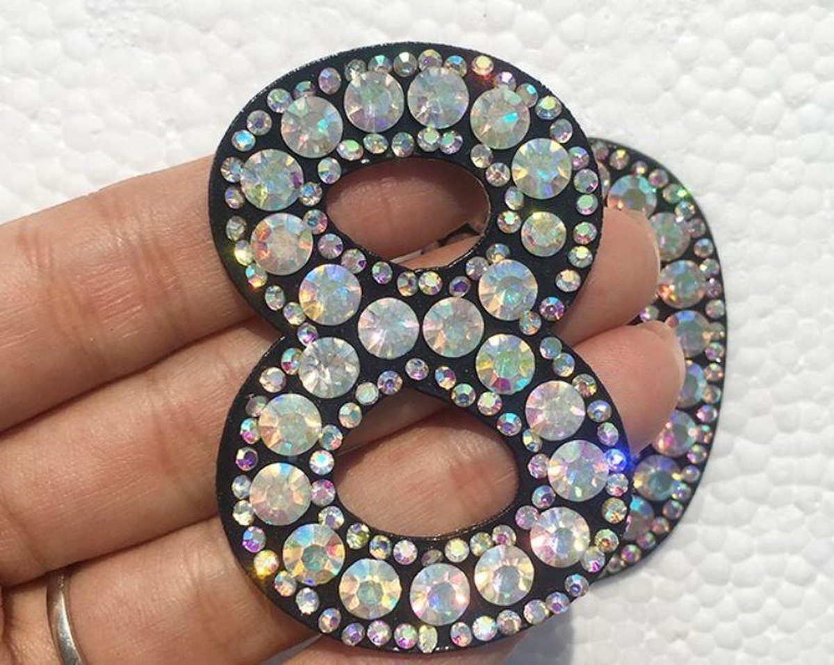 Strass Applicatie Cijfer - 4,5 CM hoog - 0 t/m 9 - Cijfer 8 - Zwart met witte stenen - Niet strijkbaar