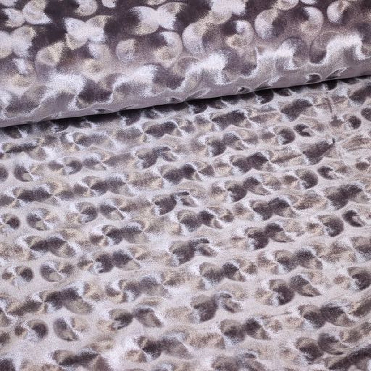 Glans stretch velvet / Velour embossed zilver 3 meter