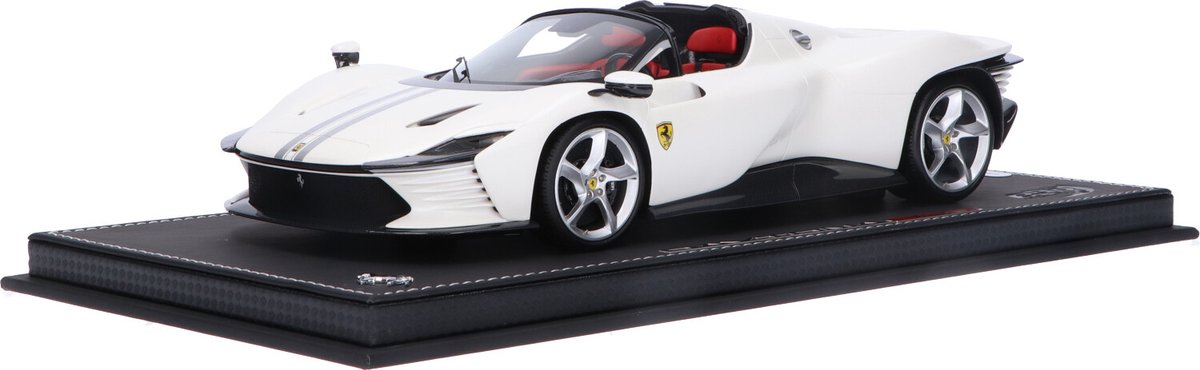 Ferrari SP3 Daytona Serie Icona BBR Models Modelauto 1:18 2022 P18214B Schaalmodel