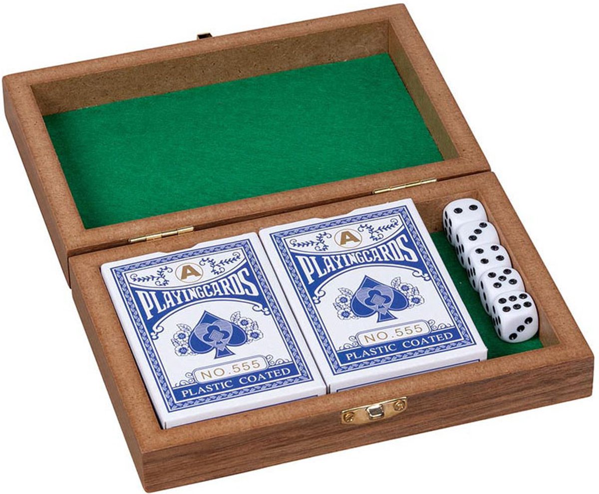 Goki Houten Speelkaartenbox met 5 Dobbelstenen en 2 Sets kaarten