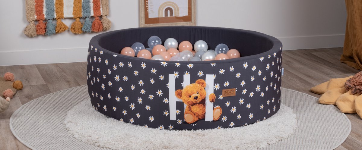 Ballenbak Baby Speelgoed 1 jaar - Beer Ballenbad - Gomoor - 100% Katoen ballen 200 stuks Ø 7 cm - Uniek