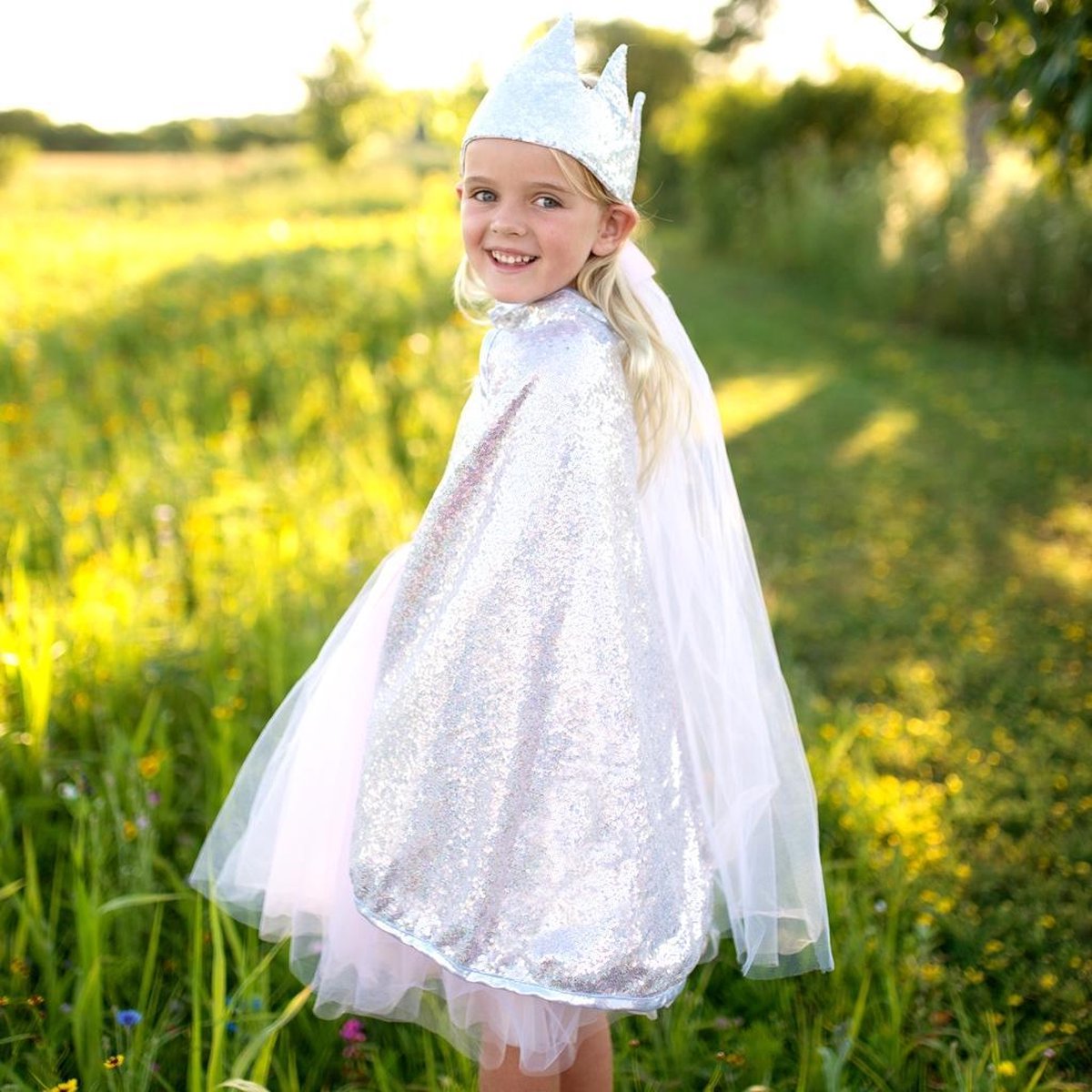 Great Pretenders Silver Sequins Cape / 5-6 years