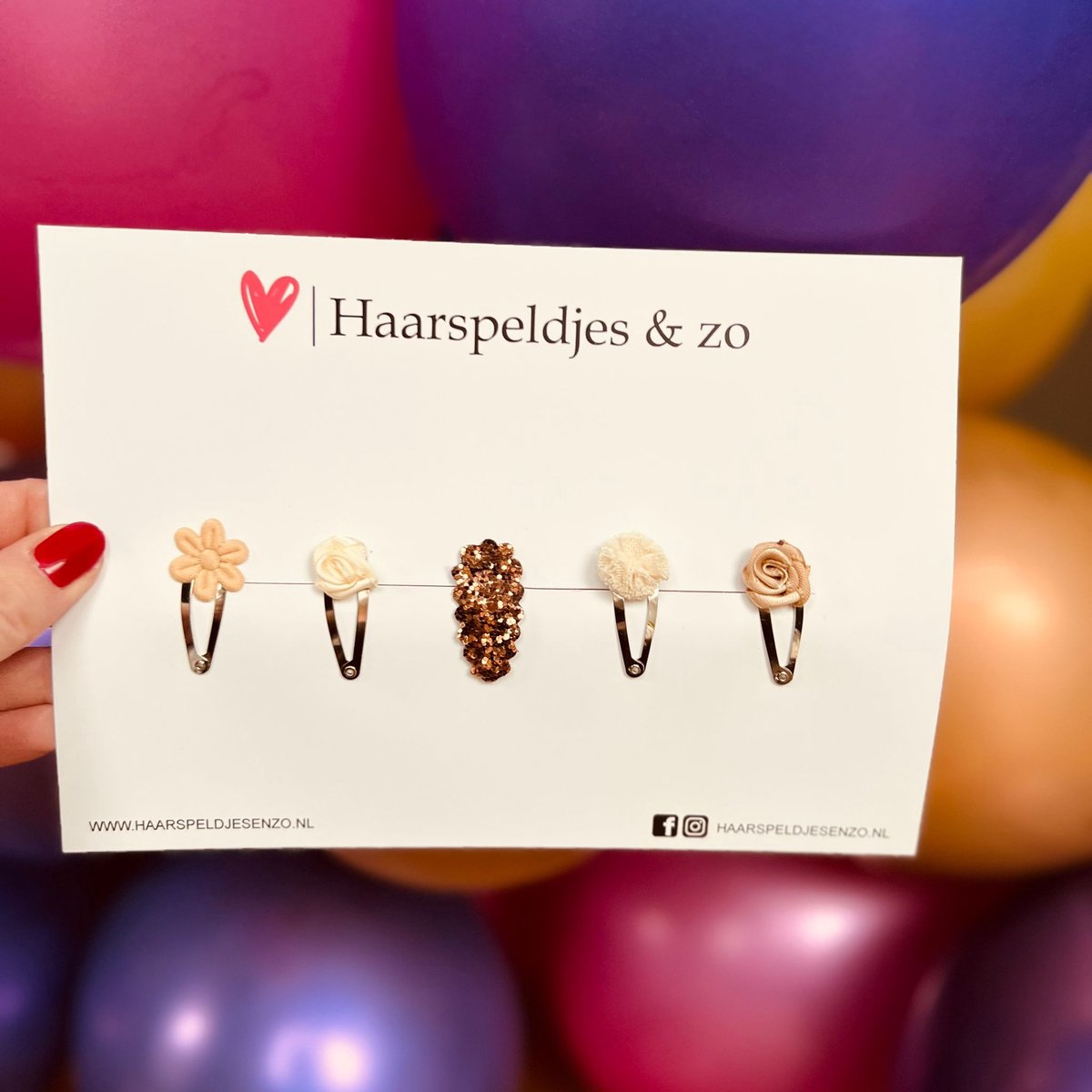 Try-out mix - mix van verschillende speldjes - bloemetjes - 3 cm speldjes - kerst - feestdagen - glimmers - glitters - khaki en bruin