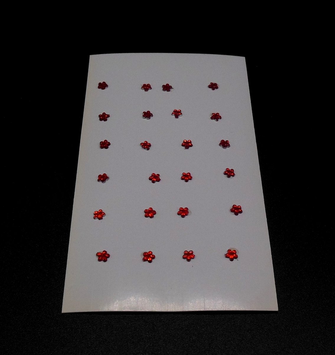 Neusversiering rode bloemetjes - met kleef strips