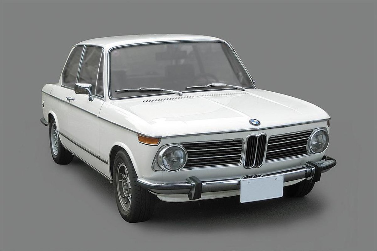 Hasegawa - 1/24 BMW 2002 tii