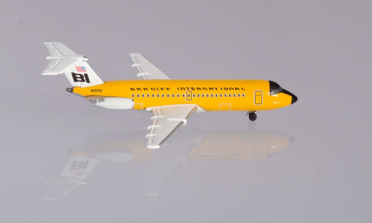 Herpa schaalmodel BAC vliegtuig 1-11-200 Braniff International Jelly bean Ochre schaal 1:500 lengte 5,5cm