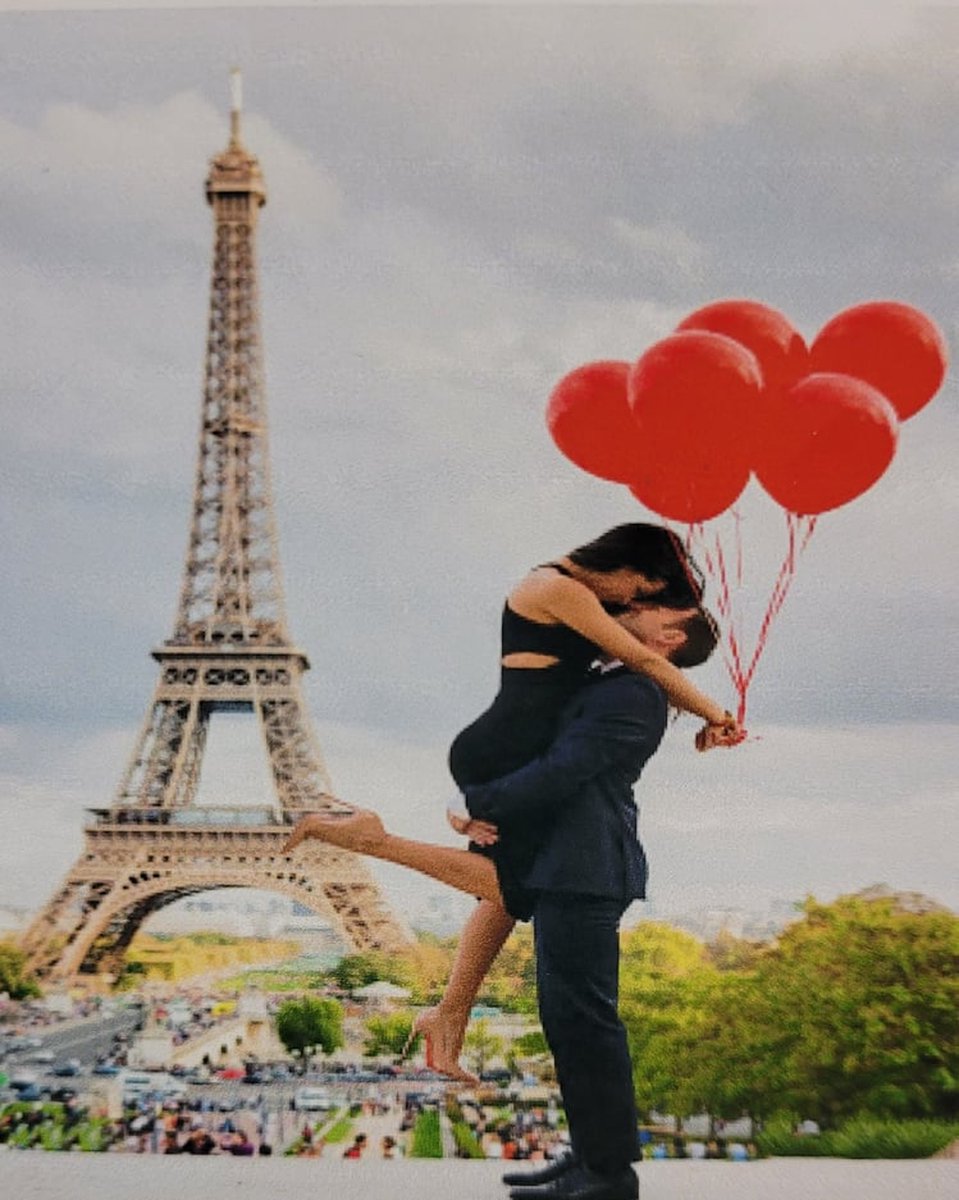 Diamond painting 40 x 50 CM canvas - 43.5 x 32.5 painting - 5D - Liefde in Parijs