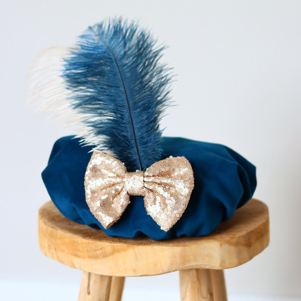 Luxe handgemaakte Pietenmuts Blauw – Velours – Sinterklaas Verkleed Muts Kind – vanaf 2,5 jaar