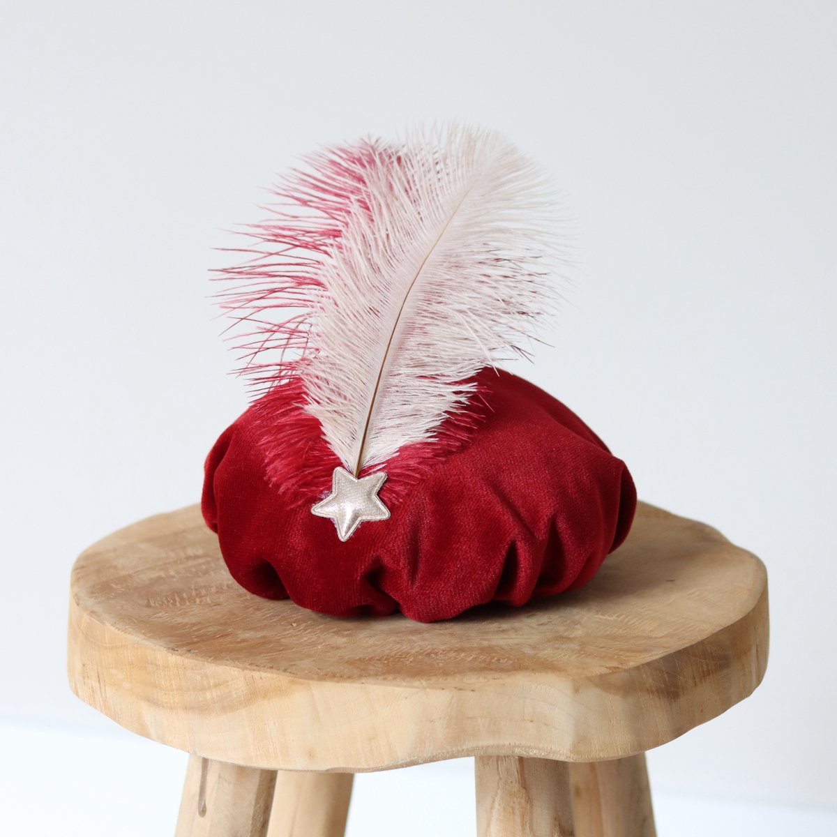 Luxe handgemaakte Pietenmuts Rood – Velours – Sinterklaas Verkleed Muts Kind – vanaf 1 jaar