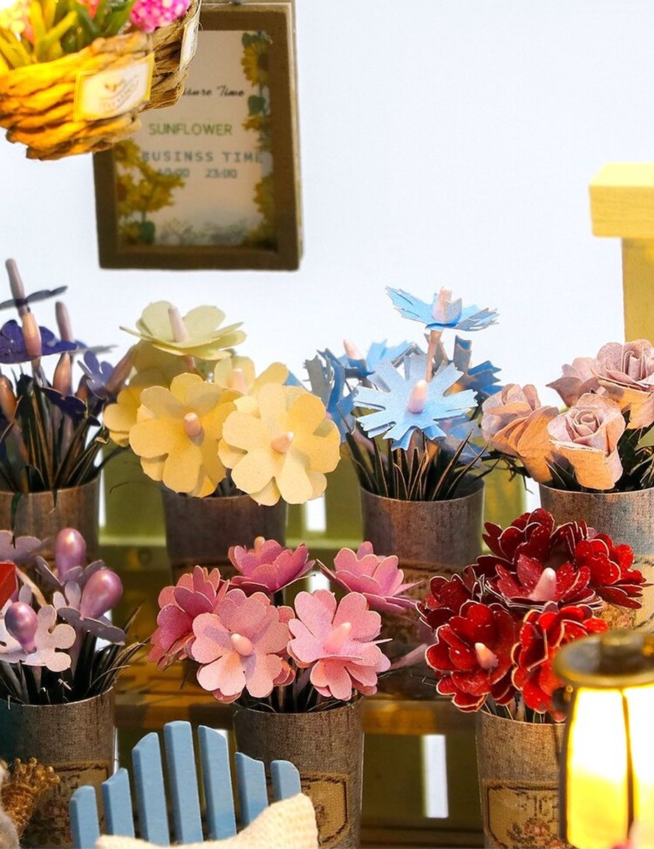 Miniatuur - Flower Leisure Time - met lijm - met stofkap