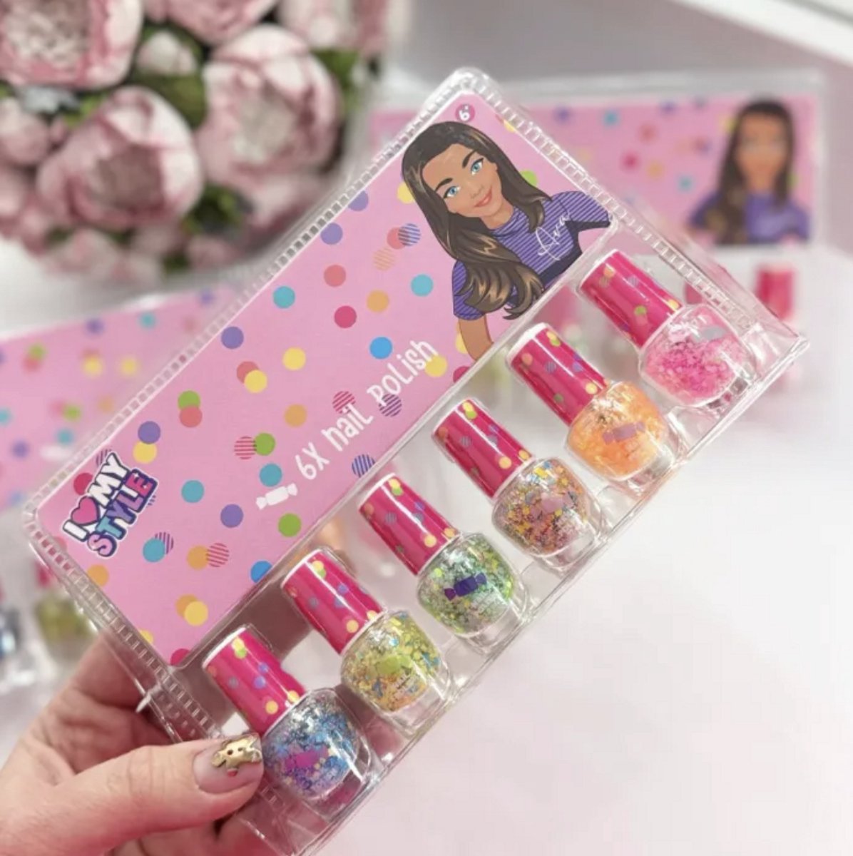 Kinder Nagellak Confetti- 6 Stuks - Nail Polish for Kids - Kinder Make-Up - Hoge Kwaliteit - Verkleden & Carnaval - Kids MakeUp - Speelgoed Make-Up - Luxe Cadeau Set - Ideaal als Cadeau of voor Kinderfeestje - Meisjes & Jongens - Kindernagellak