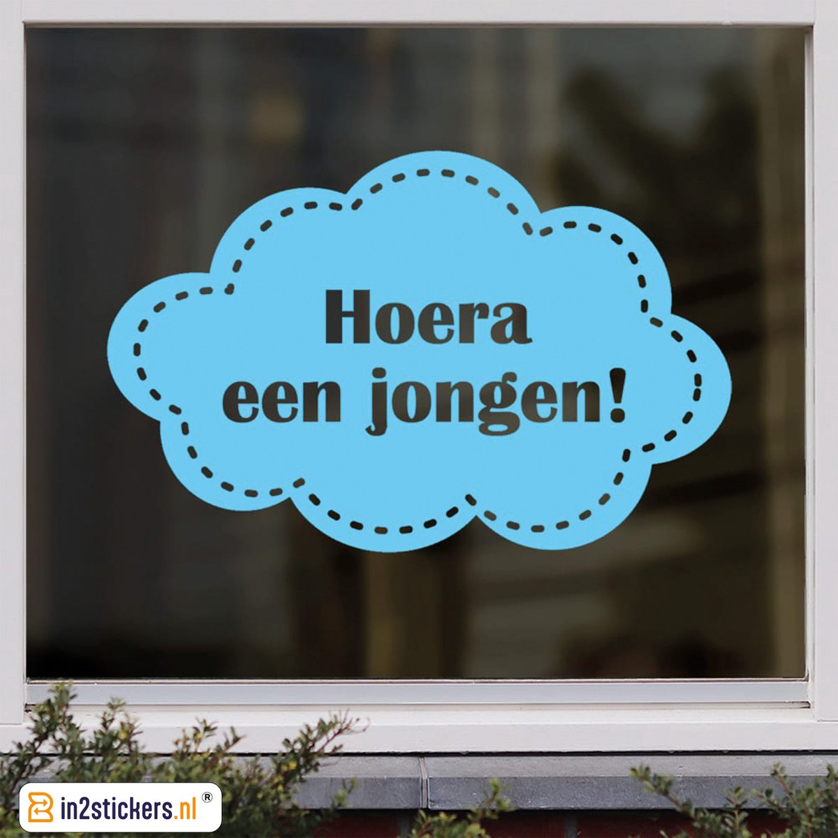 Raam Sticker Hoera Een Jongen - 35cm x 55cm - Licht blauw - Raam en deur stickers - Geboorte stickers - Geboorte raamsticker