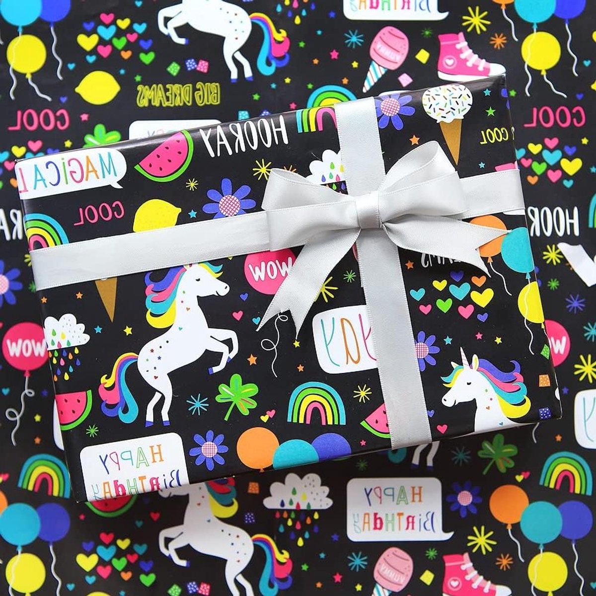 Inovra - Verjaardagsinpakpapier voor kinderen - 4 vellen - Eenhoornontwerp - Babyshower - 2 meter lint - 50 x 70 cm per vel