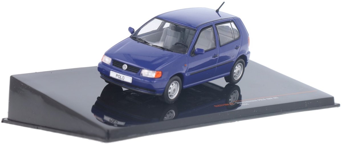 Volkswagen Polo MKIII 1994 Blauw - Model 1/43 - Ixo Models