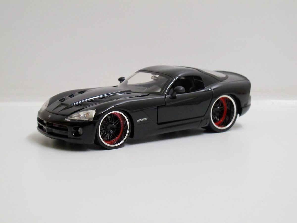 Lettys Dodge Viper SRT-10 