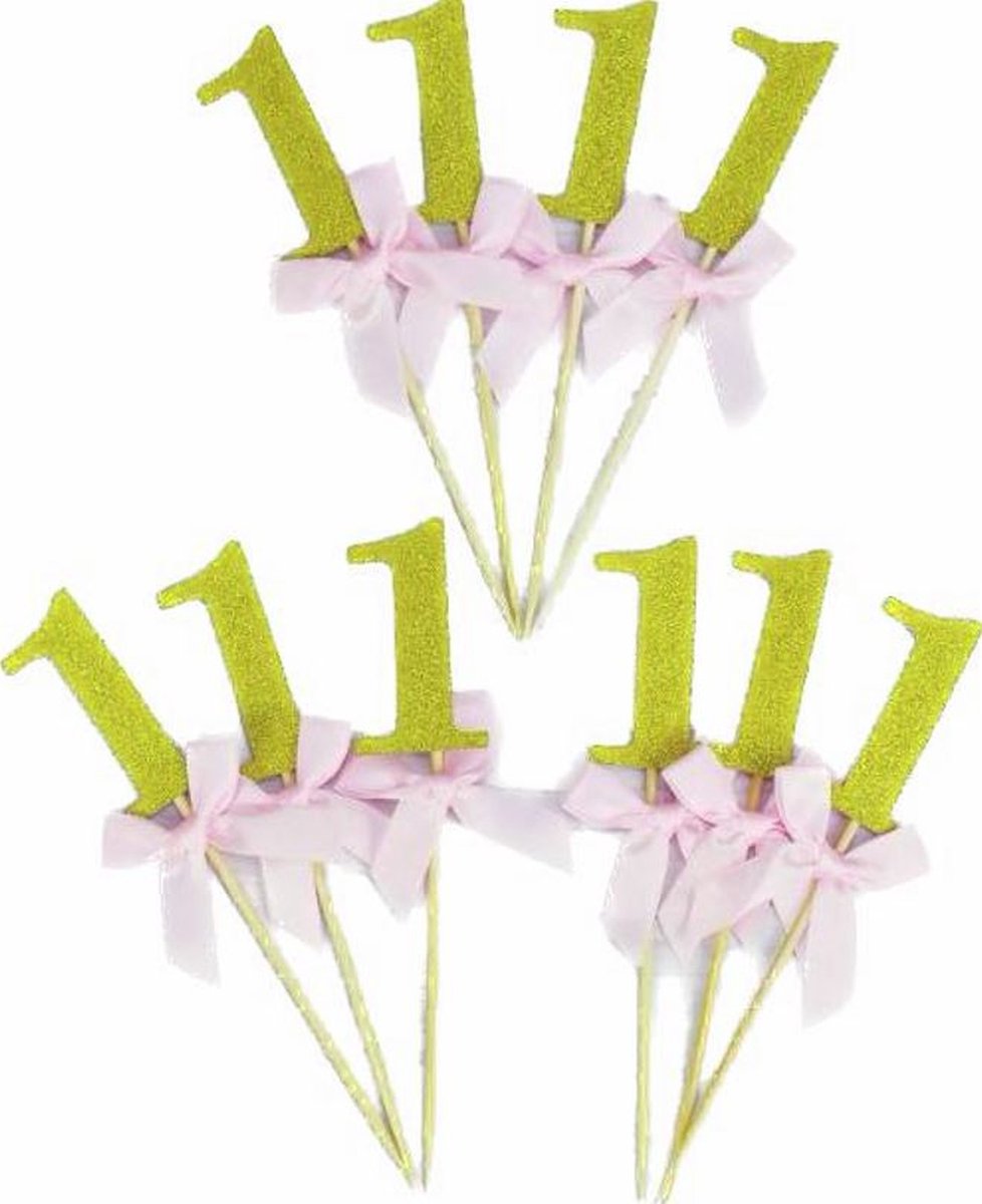 cupcake / taart / prikkers / 1 Jaar / Roze / One Year / feest