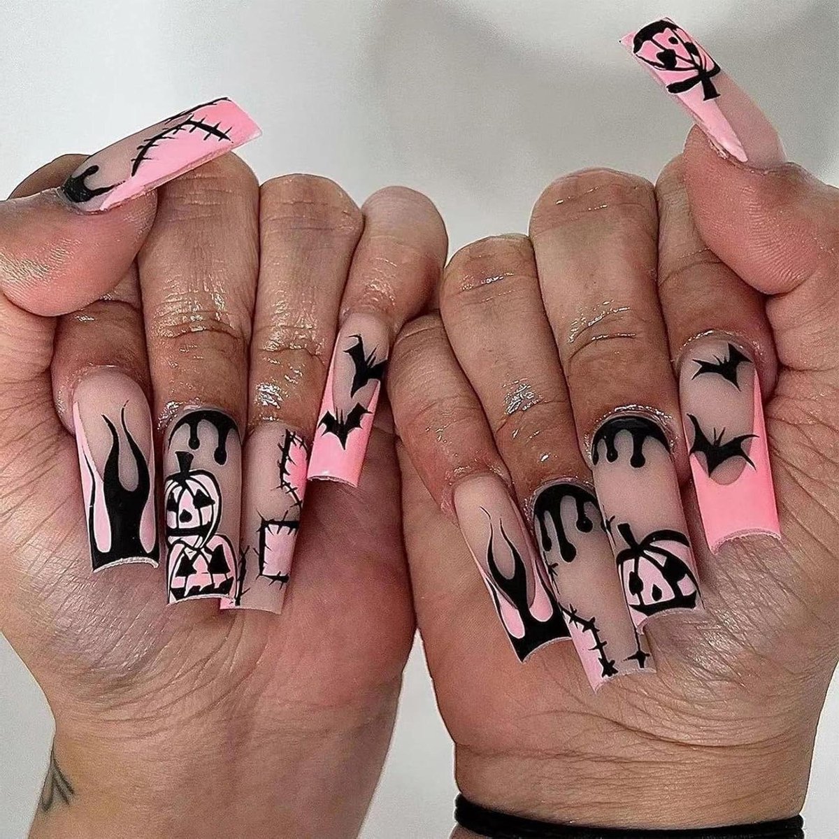 JHubers Goods - 24 Stuks Halloween Nagels - Vleermuis, Pompoen, Doodskist - Volledige Dekking