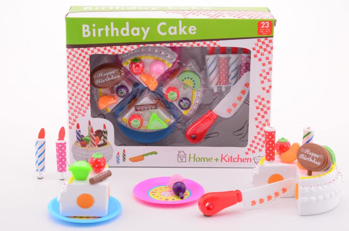 Home and Kitchen verjaardagstaart in vensterdoos