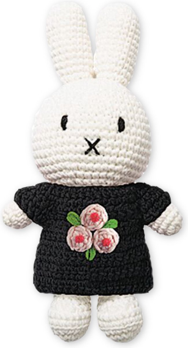 Nijntje met bloemen gehaakt