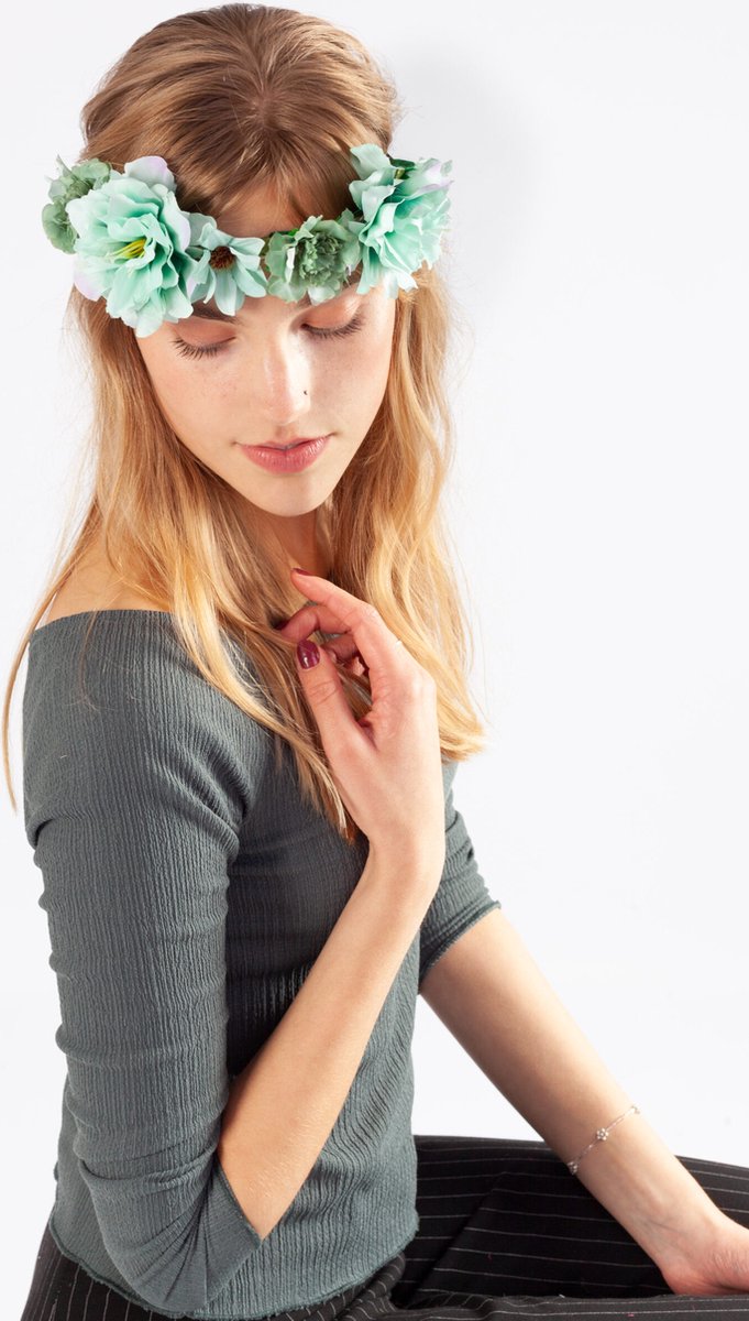   bloemenkrans haar bloemetjes mintgroen bloemen haarband mint groen