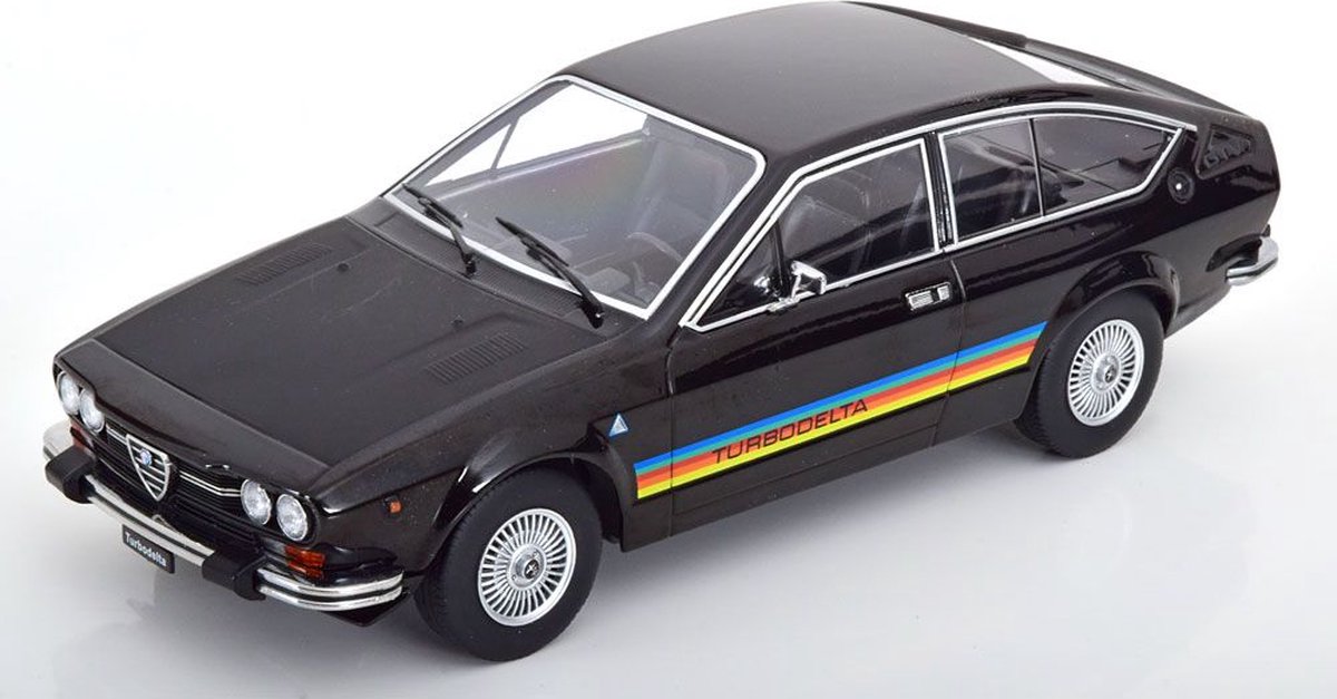 1:18 Alfa Romeo 2000 GTV Turbo Delta 1979 Zwart KK Scale