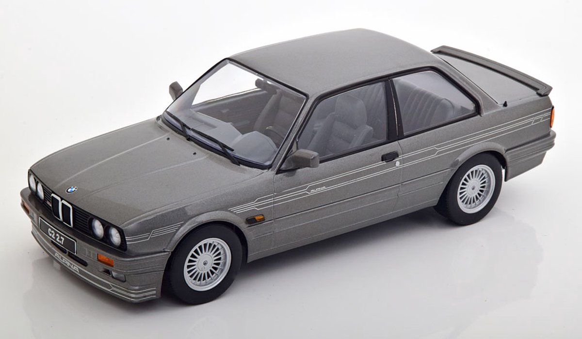 BMW Alpina C2 2.7 (E30) 1988 Grijs Metallic 1-18 KK-Scale ( Metaal )