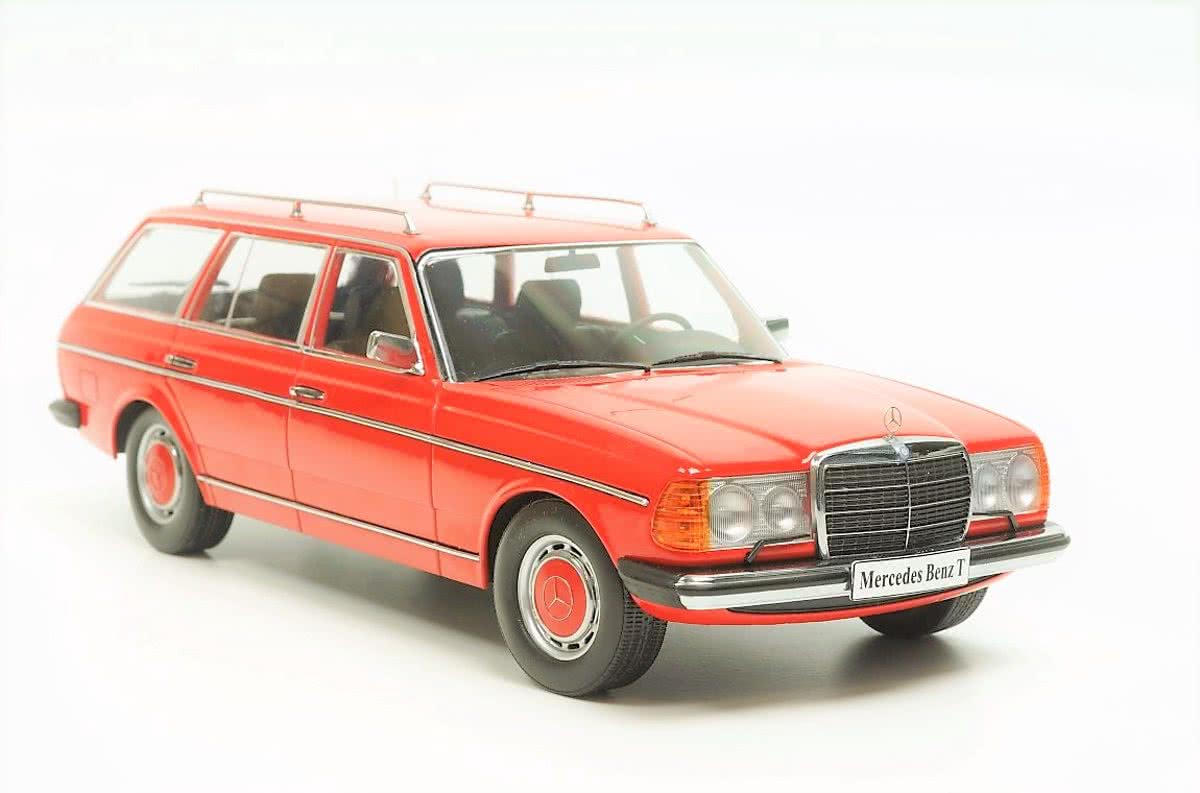KK Scale Mercedes-Benz 250T W123 Estate 1977 Rood 1:18
