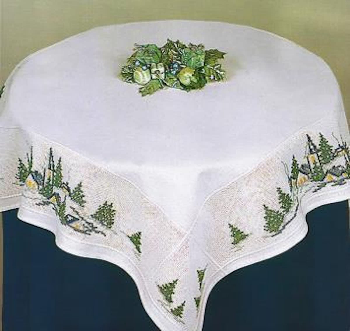 dekservet 85167 dorp in wintersfeer, wit met aida rand