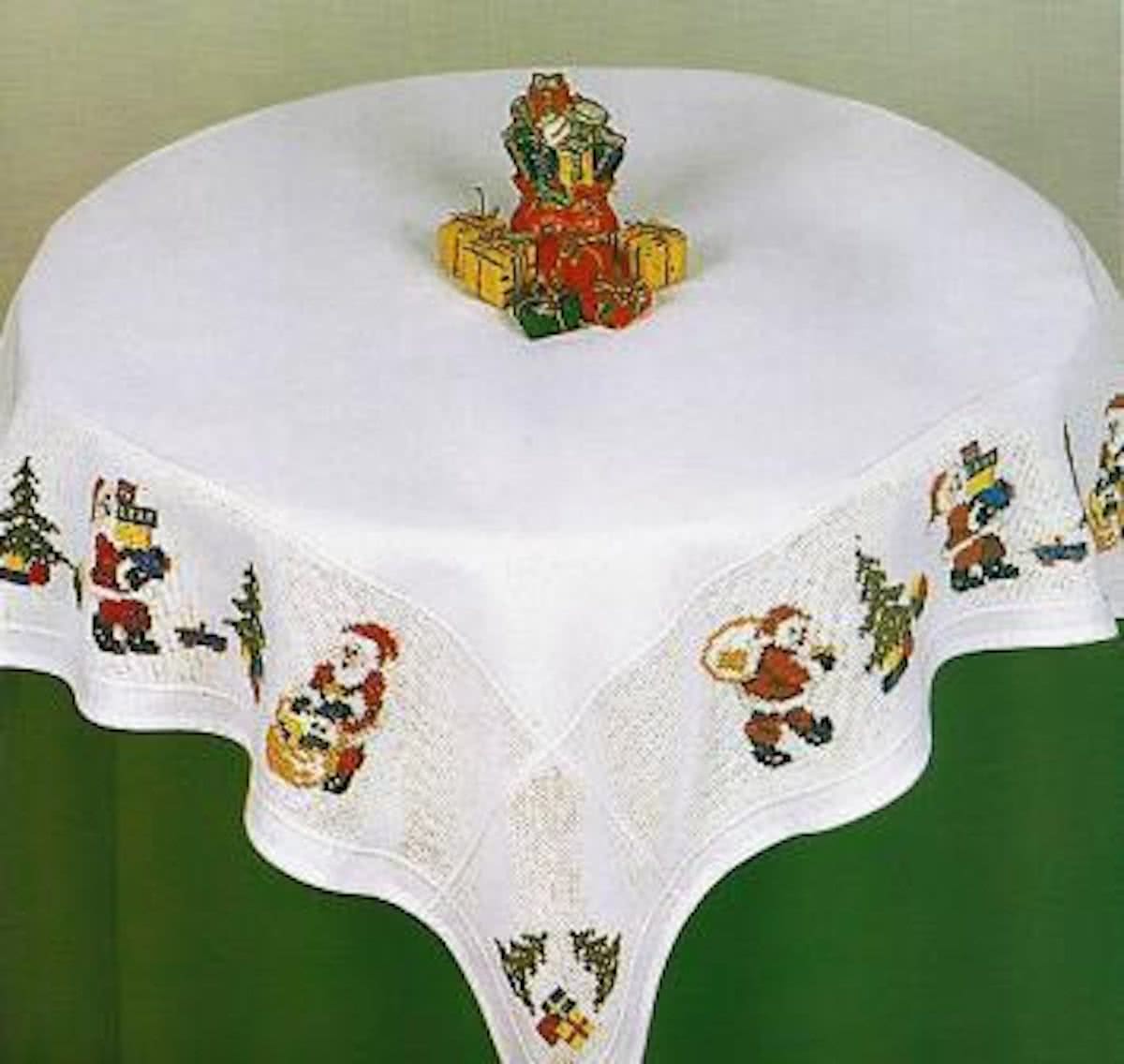 dekservet 85168 kerstman deelt uit..., wit met aida rand