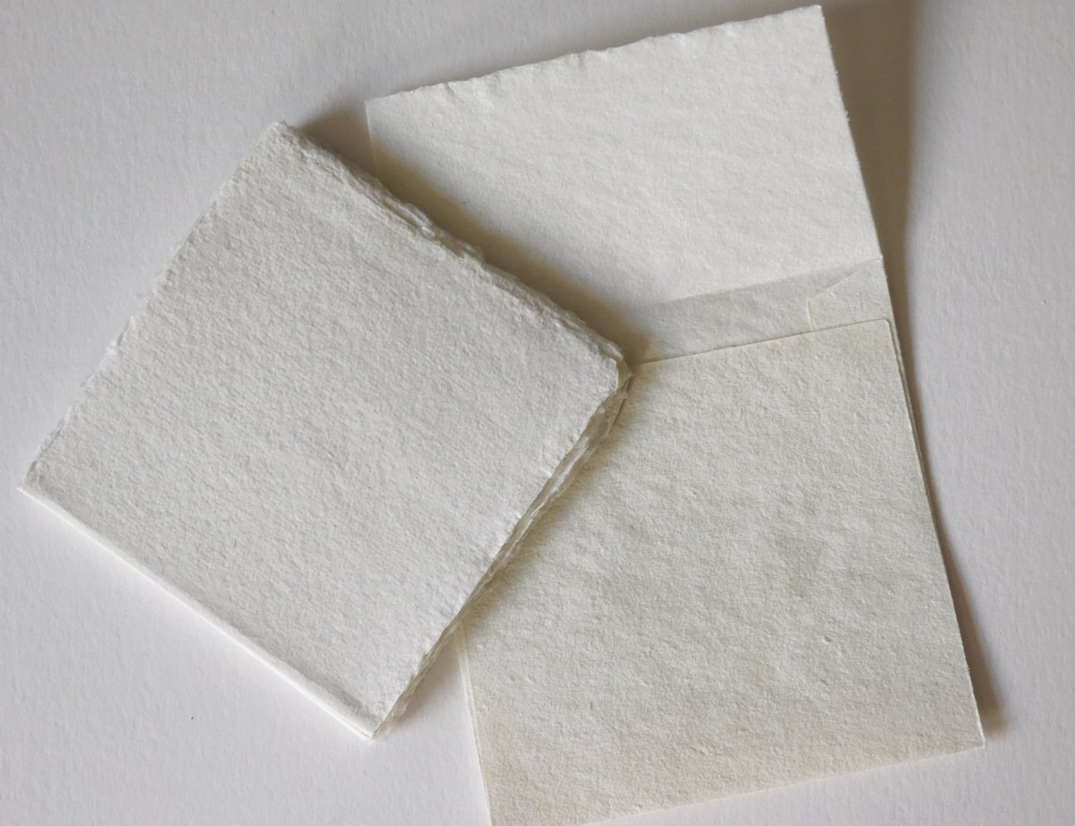 Khadi Handgeschept Papier - dubbel kaartje + envelop 8 x 8 cm - 5 stuks