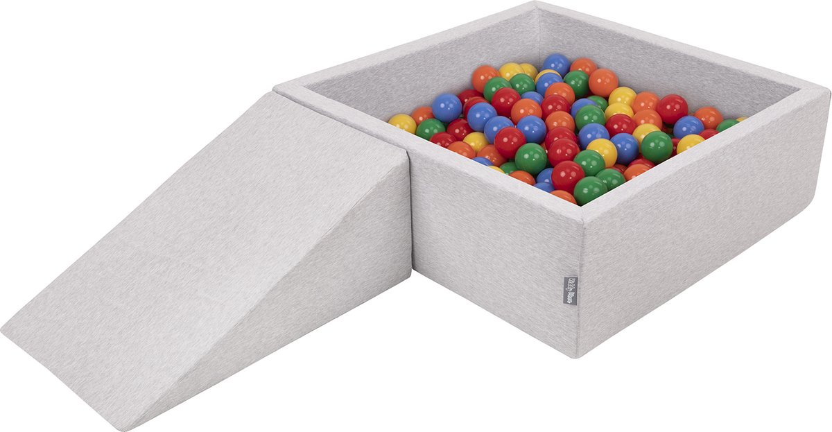 KiddyMoon Ballenbak voor kinderen 90x30cm Vierkant met Wig - 200 Ballen ∅7cm - Foam speelset - Speelgoed baby schuim - Ballenbad baby foam - Kunststof ballen - Schuimvulling - Lichtgrijs: Geel Groen Blauw Rood Oranje