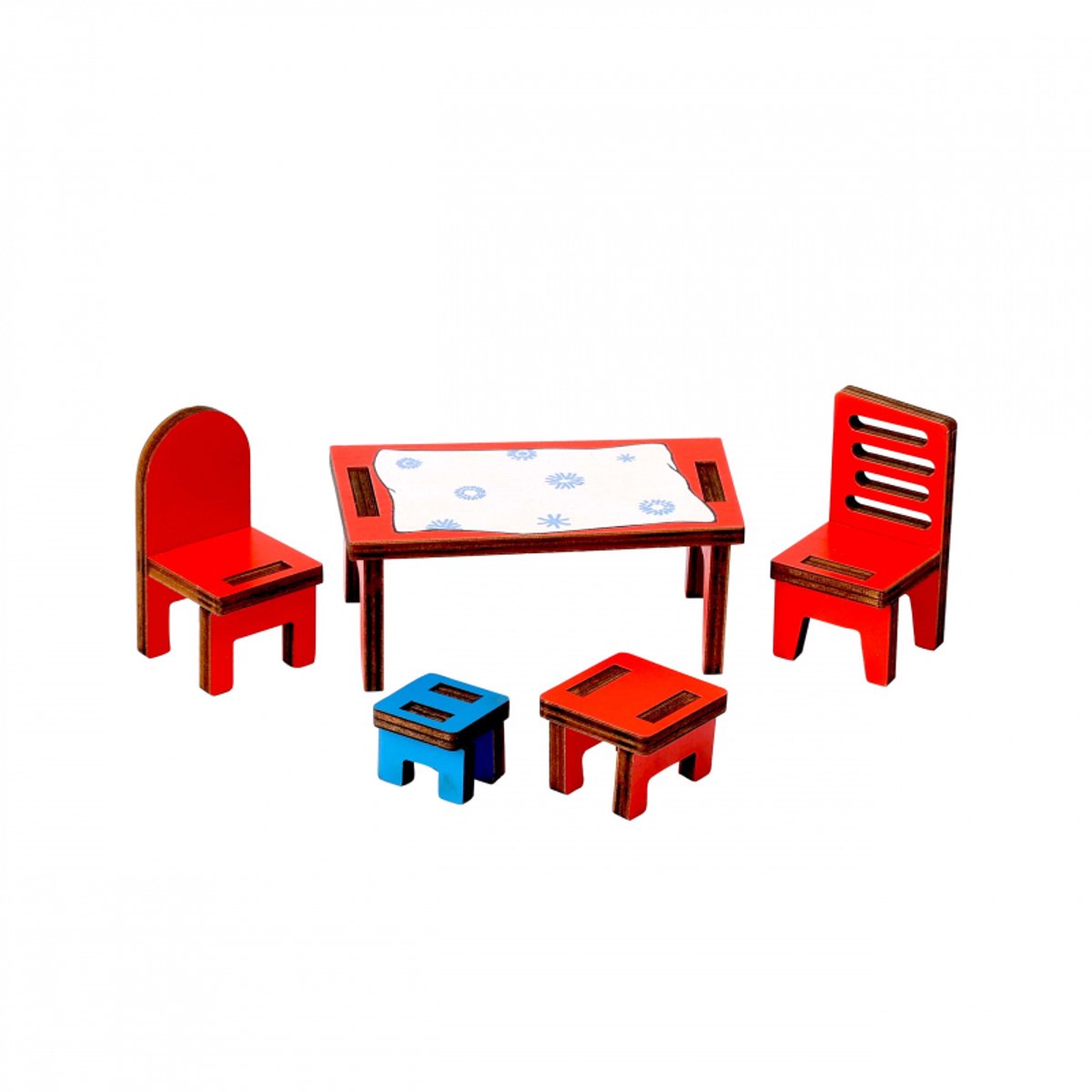   Pippi Langkous houten meubelset poppenhuis accessoires.