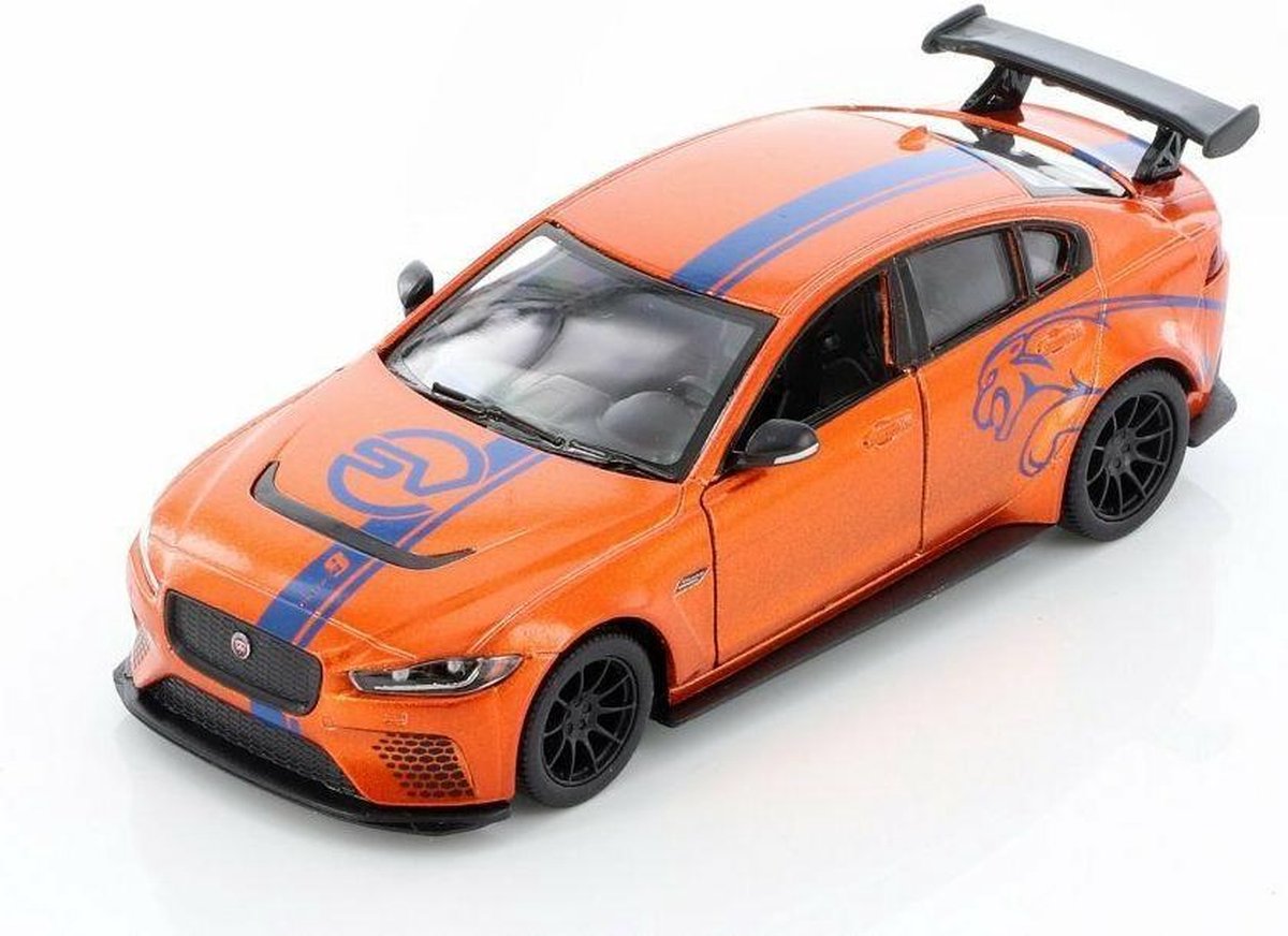 Jaguar XE SV Project 8 (Oranje) 1/36 Kinsmart - Modelauto - Schaalmodel - Model auto