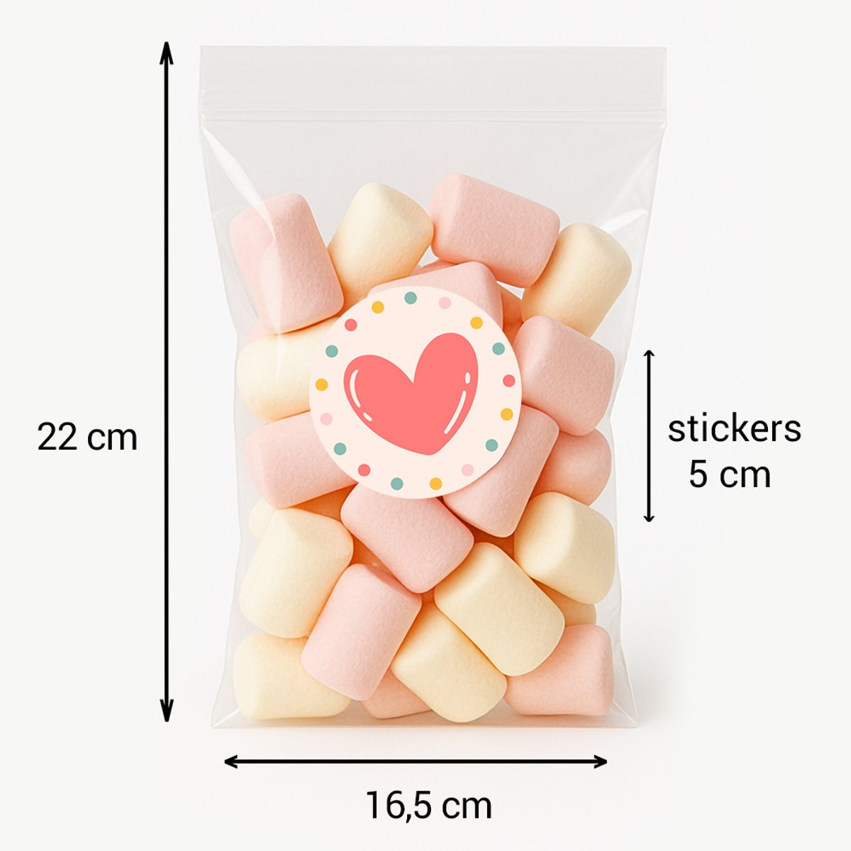 Uitdeelzakjes 50 stuks - met Plakstrip en Roze Hart Stickers - Afmeting 16.5 x 22 cm - Plastic Zakjes - Cellofaanzakjes - Kinderfeestje - Cadeauzakjes
