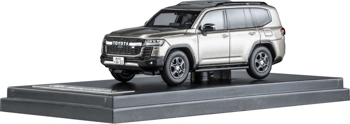 Toyota Land Cruiser LC300-GR Sport Goud