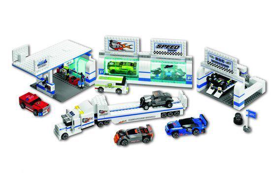 LEGO Brick Street Customs - 8154