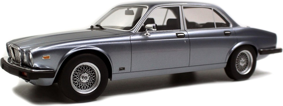 LS COLLECTIBLES Jaguar XJ6 1982