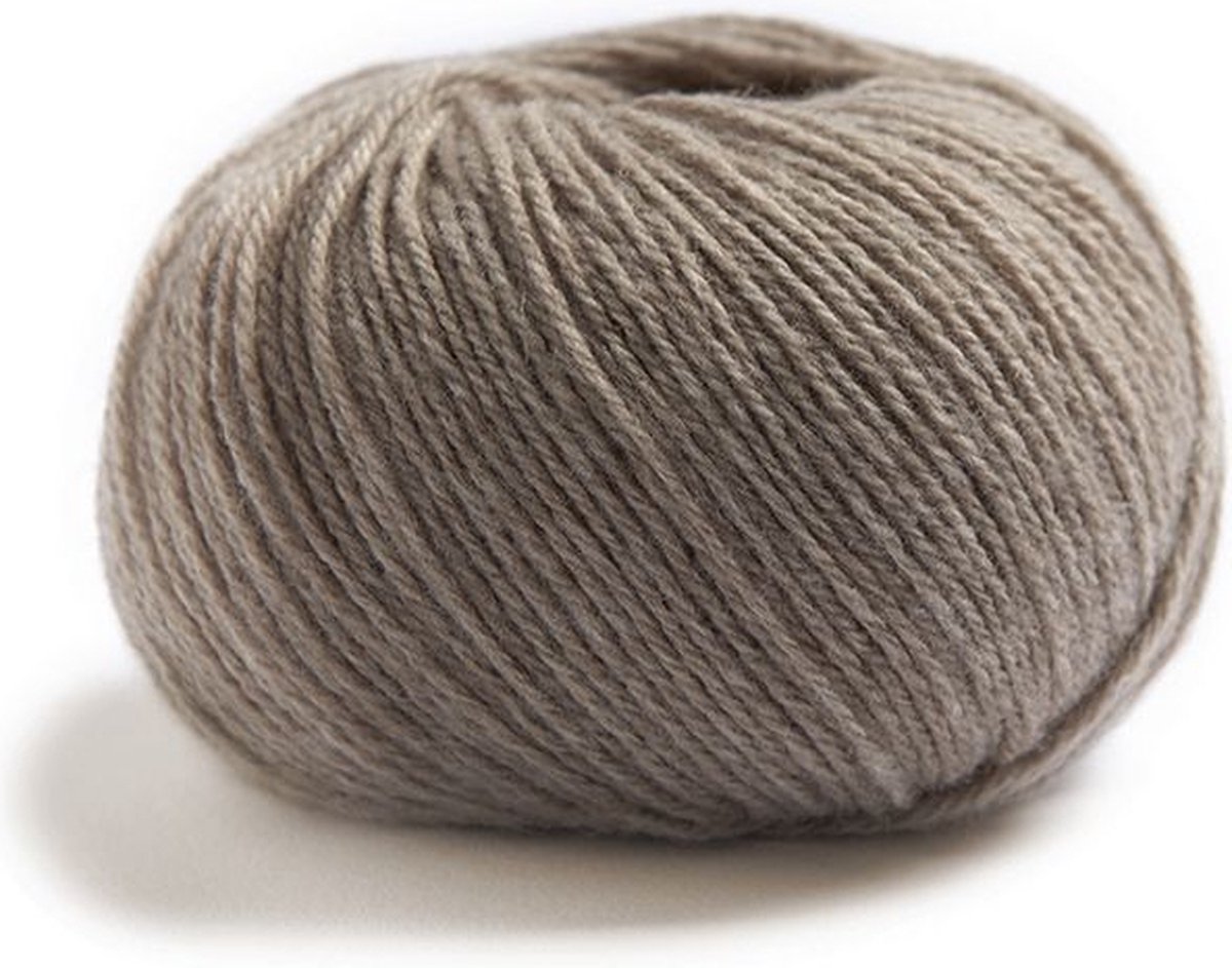 LAMANA - Como - 100 % Merino Superfine garen - Wordt per 5 stuks verkocht -120 m. - 25 gr. - Kleur : Muscat Melange (47M)