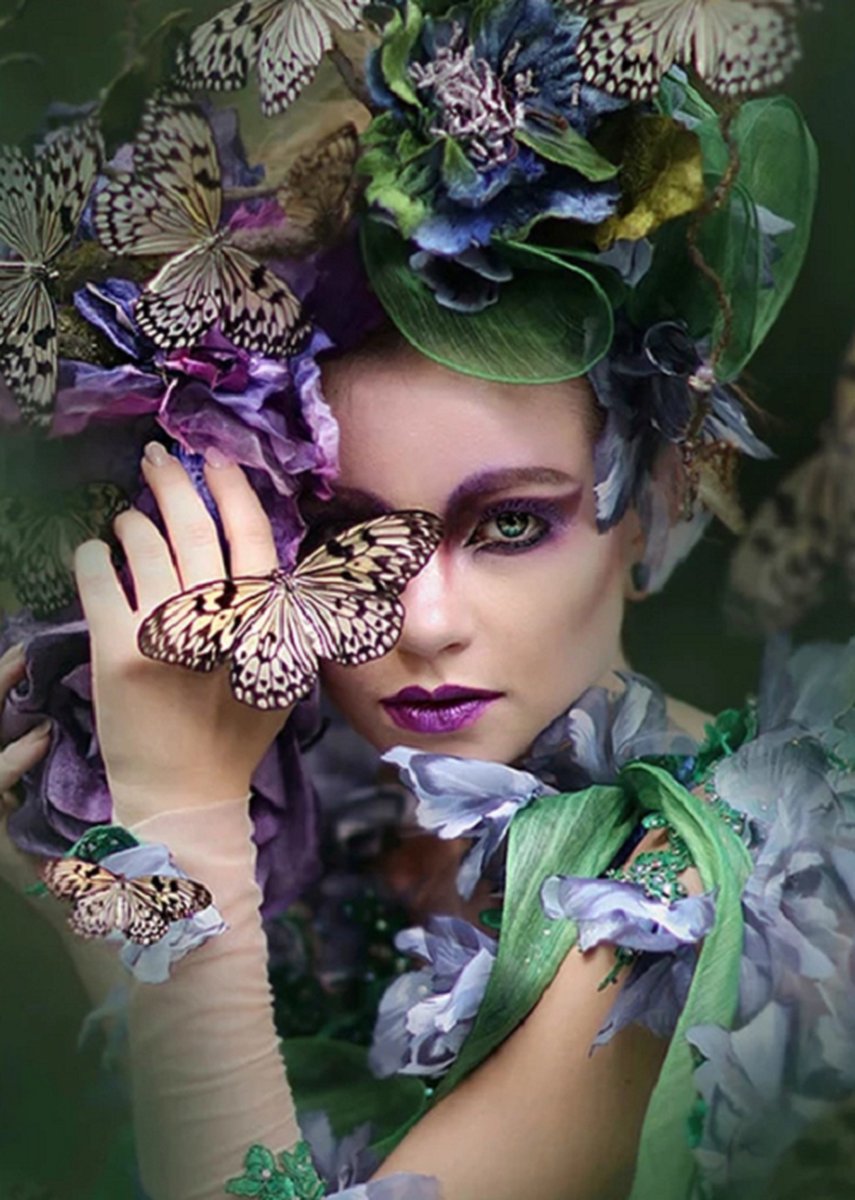 Lienz® Diamond Painting volwassenen 40x60cm – Rond – Vrouw – Bloemen – Vlinders – Pakket Volwassenen en kinderen