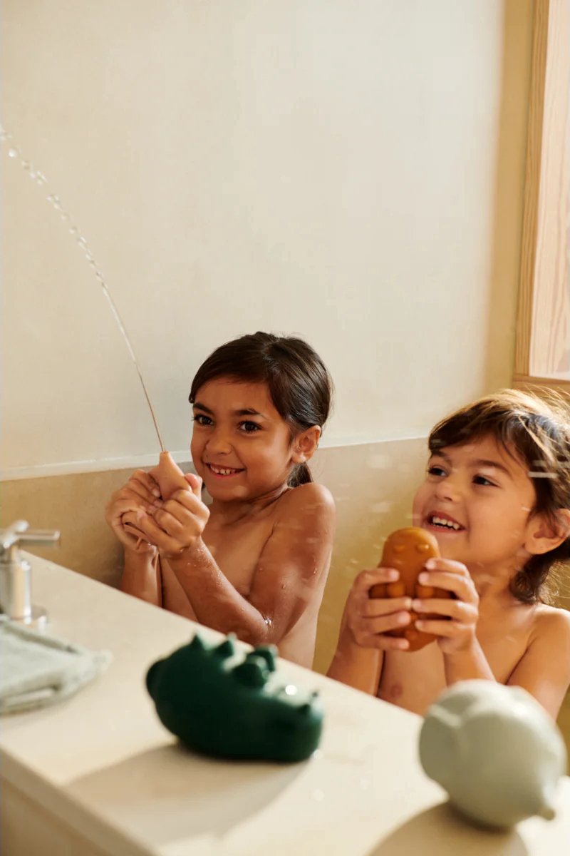 Liewood Carolina Sqeezy Toy Dove Bue Multi Mix