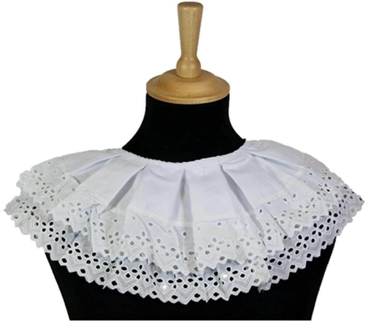 Piet kraag geborduurd 2 lagen wit