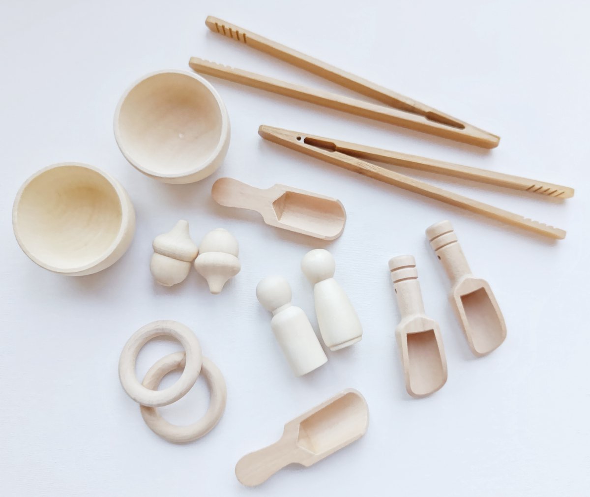 LuukyBB - Sensory Houten Speelset - 14 Stuks - Keuken Accessoires Speelrijst - Speelgoed Set Nins - Montessorri Open Ended Speelgoed Hout - Speelbak Kinetisch Zand - sensorisch spel Open Ended - Ontwikkeling Materiaal kleuters