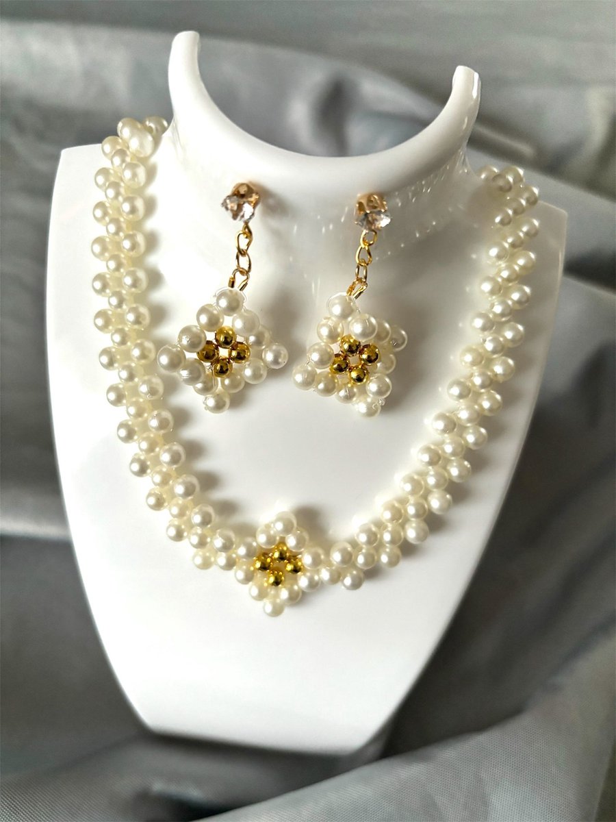 Handgemaakte kralen armband, oorbel en ketting set