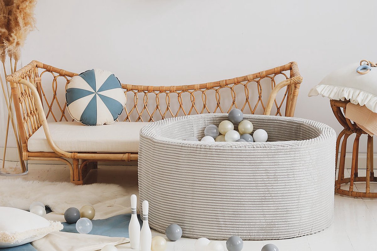 Rib Velvet Grey Ballenbad Moje • Rond 40 x 90 cm • Inclusief 200 balletjes (transparant, wit, parel, lichtgoud en grijs)