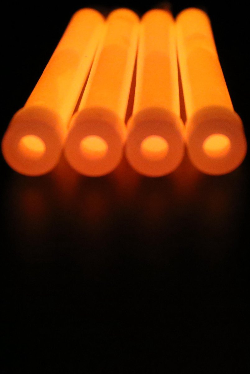 MagieQ Glow Sticks 6