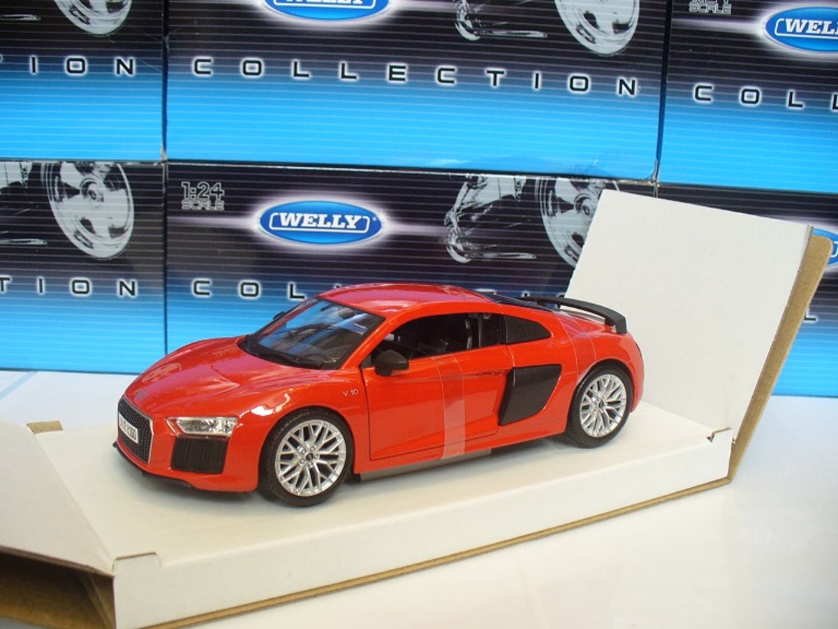 Maisto 1/24 Audi R8 V10 Plus Rood 2015