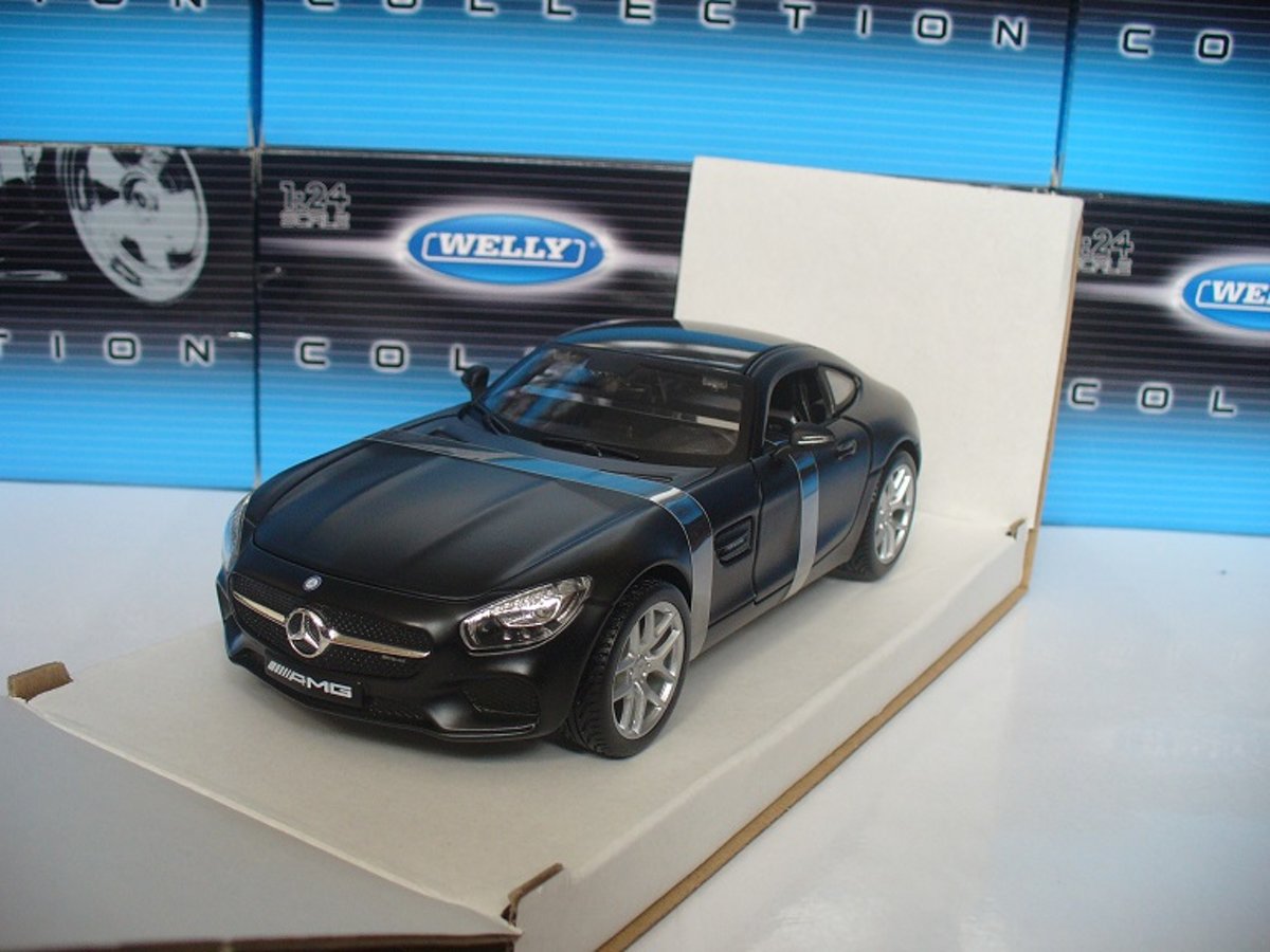 Maisto 1/24 Mercedes Benz AMG GT mat Zwart