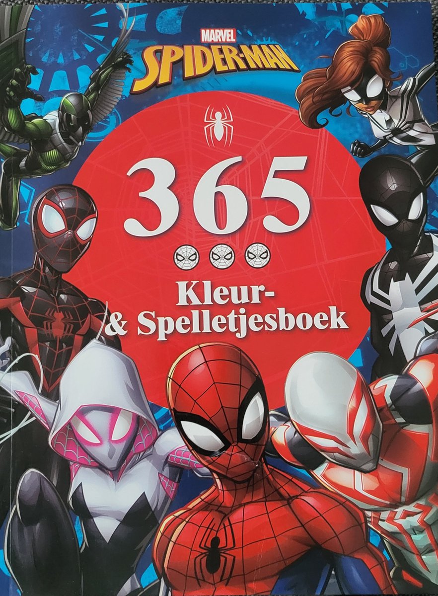 365 Kleurboek en spelletjesboek Marvel Spiderman